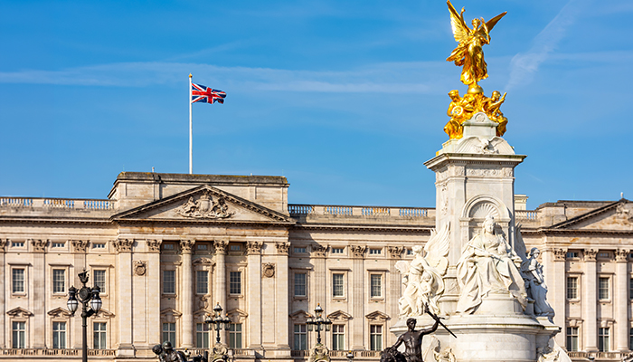 Premier by Brightsun's Guide to the Most Beautiful Palaces in the World